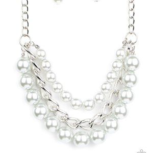 Paparazzi Empire State Empress - Silver